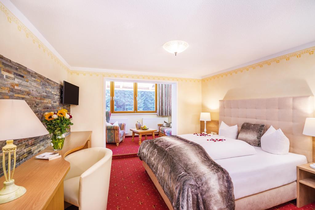Hotel Alpenkoenigin - Sommer Silvretta Premium Card Inklusive See Esterno foto